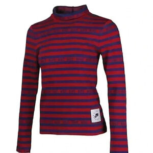 Womens nike sportsware block logo rare sweater size small